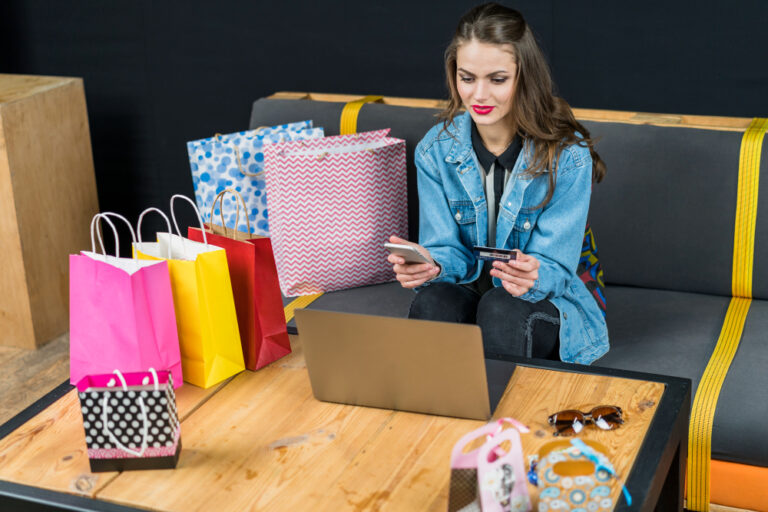 Shopnaclos.com – Your Ultimate Online Fashion and Lifestyle Destination shopnaclos. com
